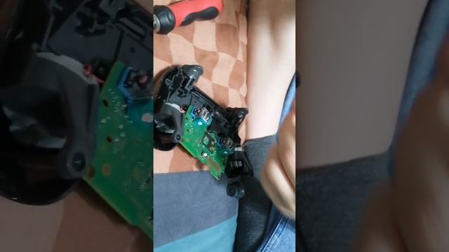 #DualShock4 Разбор-Чистка DualShock 4 До конца