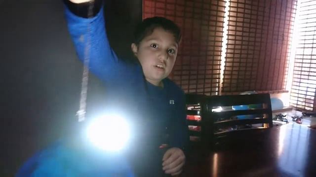 Nicolas Moreno Lagos Movimientos de la Tierra смотреть онлайн