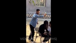 Жестко ПРАНКУЕТ случайных людей на улице