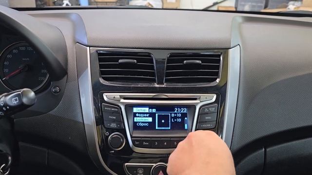 Замена штатных динамиков в Hyundai Solaris на DL Audio Anaconda 165 Coax смотреть онлайн