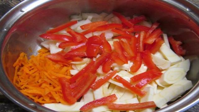 Суп с лапшой и кровяной колбасой