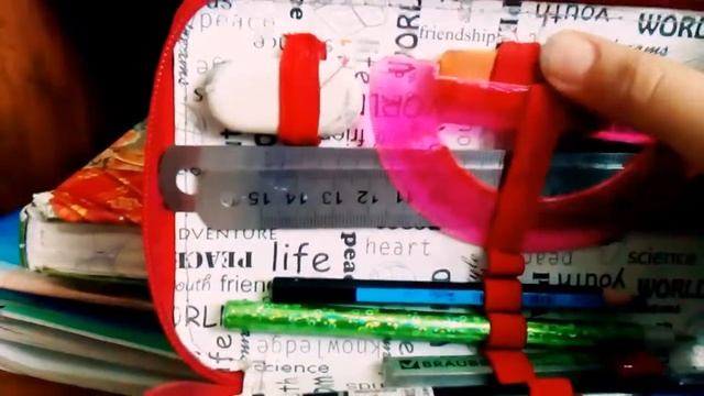 Пенал моей сестры смотреть онлайн