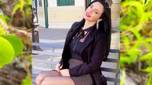 Natural Older Women Over 60 Attractively Dressed Classy And Mini Skirt 88 💍