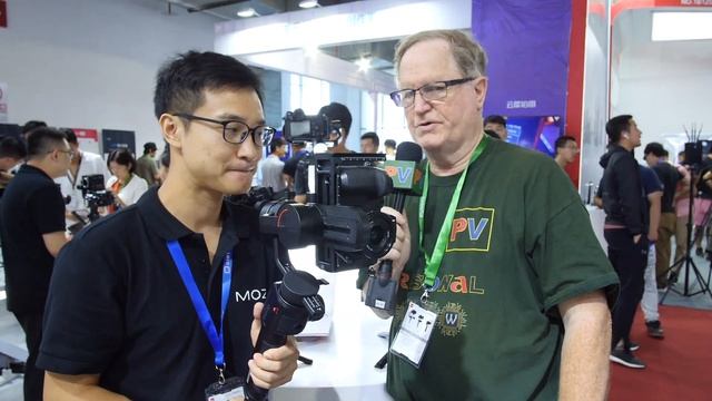 Moza AirCross 2 Gimbal with Vertical Mode смотреть онлайн