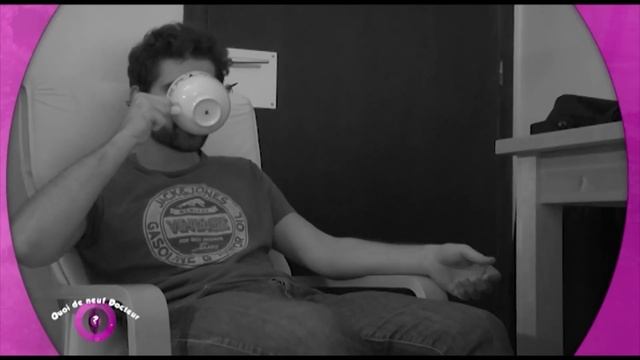 Quoi de Neuf Docteur ? : "La vengeance du lapin" смотреть онлайн