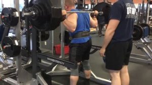 Bench press and squat