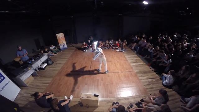 Тоня Лобова / Судейский выход Dancehall / Летний Wanted-2015 смотреть онлайн