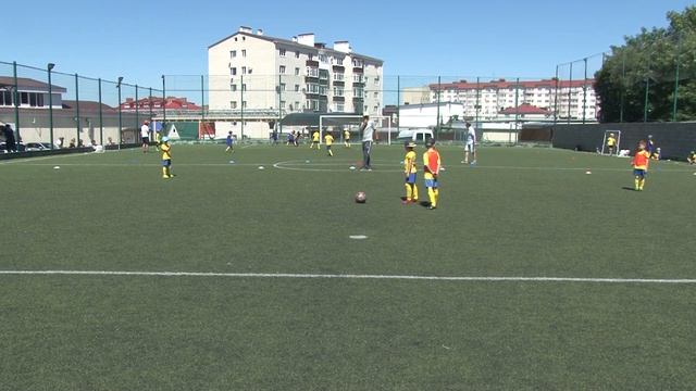 "Динамчики-Юг" - "Динамчики-Чехова" - 0:4 смотреть онлайн