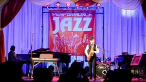 Нихауз Минор-Мажор Павел Свищ