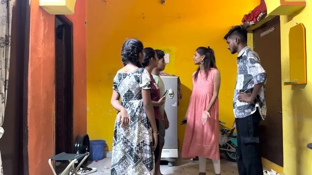 Babbu వాళౢ Girlfriend Harika వాళౢ Boyfriend ఎందుకు గొడవ అయింది | Pareshan Family