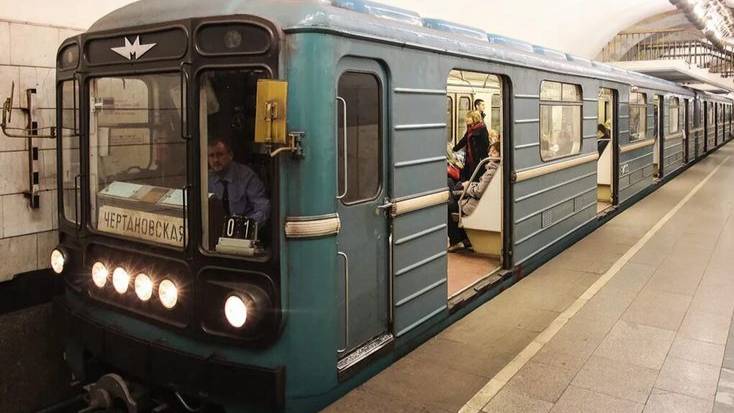 БУДНИ МАШИНИСТА ПО САКОЛЬНИЧЕСКОЙ ЛИНИИ МЕТРО