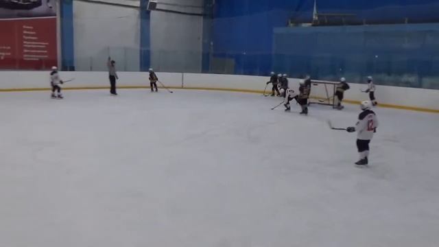 13/12/20. Первенство СПб 20/21. Группа Б. ХК Адмиралтеец СПб - ХК Красная Звезда 2008-2 СПб - 7-6 смотреть онлайн