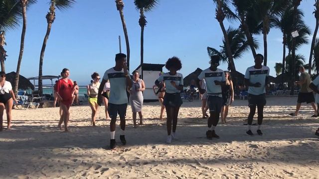 Доминикана май 2018. Be Live Hamaca Garden.Танец Сальса обучение. смотреть онлайн