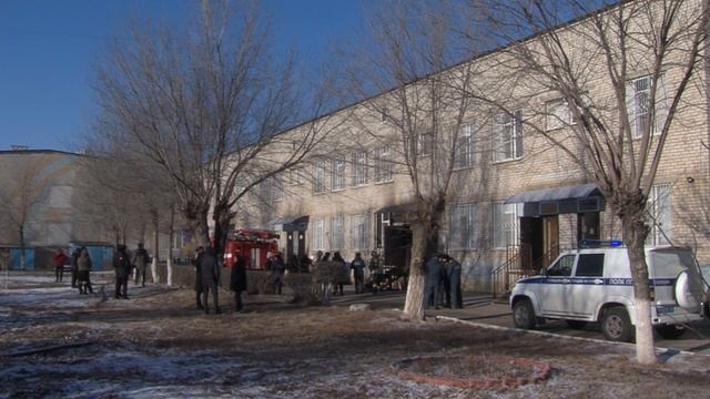 Видео с места пожара у инфекционной больницы смотреть онлайн