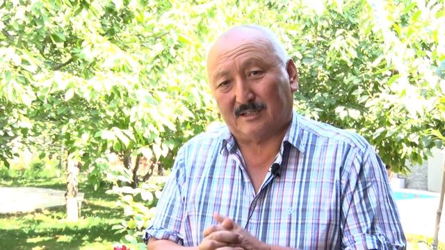 Акча тараткандар ойлонгула! Бутун Кыргызстандан талапкер Рахман Разыков бут тосуулар жөнүндө