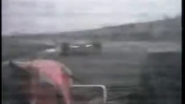 Senna takes Schumacher, Prost, Hill on first lap смотреть онлайн