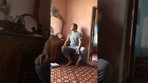 Падари мехрубону гамхоро. Ки хурад баъди ту гами моро...