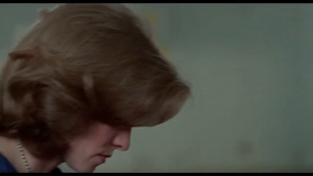 Carrie (1976) Miss. Collins Class Punishment смотреть онлайн