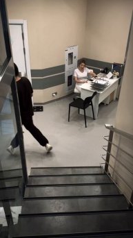 Доктор Волков отправляется на осмотры своих пациенток