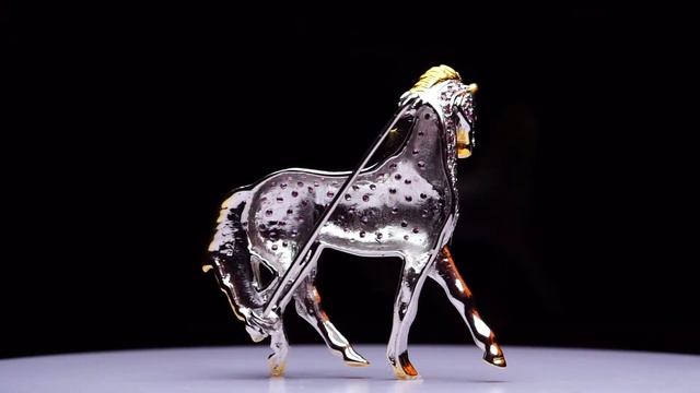 Серебряная брошь 