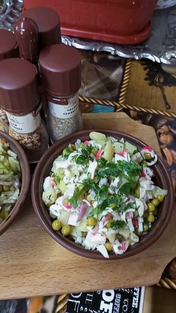 ПОСТИТЕСЬ ВКУСНО-ЕЩЁ ДВА СЫТНЫХВКУСНЕНЬКИХ И ОЧЕНЬ АРОМАТНЫХ САЛАТА! жизньдомохозяйки