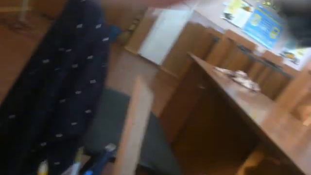 14.01.15г.Ежедн. ген.уборка,- 4 кабинет ,-второй год придумали "посевать крупой" в моих классах... смотреть онлайн