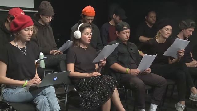 НЕ МОГУ ГОВОРИТЬ, Я В МАРШРУТКЕ. Читка пьесы Артёма Ефименко смотреть онлайн