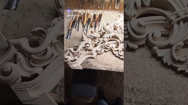 Резьба по дереву .Верхняя  часть рамы.Woodcarving. #woodcarving #резьбаподереву #барокко #столярка
