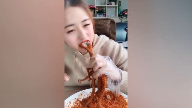 Pretty Lips Смешные звуки еды ASMR Слушайте внимательно! Ice ASMR Basil Seed Ice Mock #shorts #245 смотреть онлайн