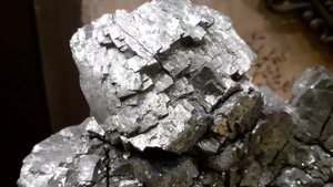 Камень Пирит 10