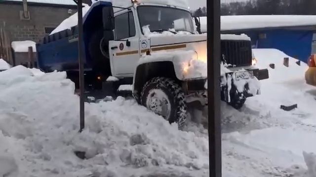 вывоз снега смотреть онлайн