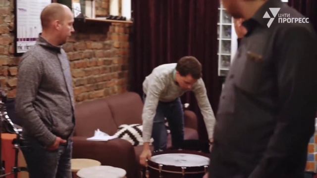 Фрагмент курса. Практическое занятие в звукозаписывающей студии смотреть онлайн