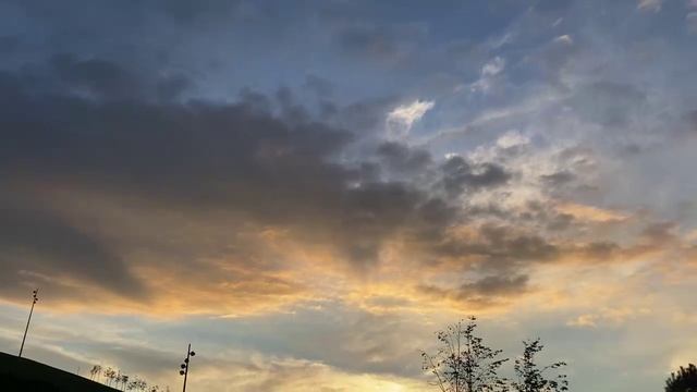 Свет, шаги и спокойствие: вечерняя Казань для фона и отдыха – The Travel Chronicles