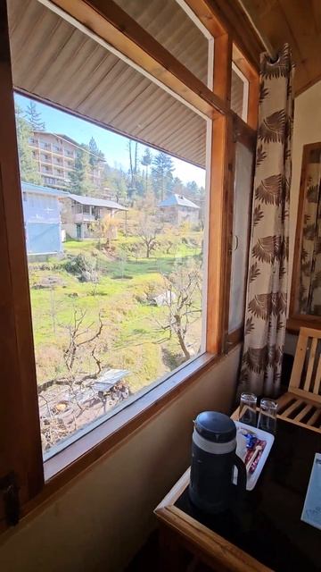 Iris : Standard Room 03 : Manali смотреть онлайн