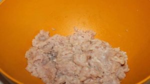 Куриные фрикадельки с зеленью в мультиварке