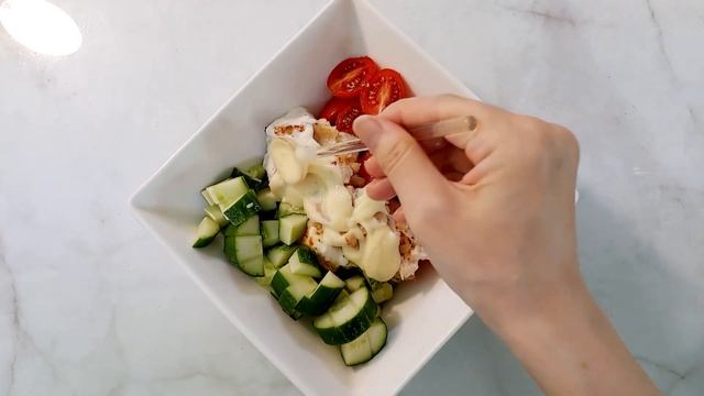 오이와 닭가슴살을 이렇게 드세요!  17년째  다이어트 유지어터 식단/닭가슴살 비린내 제거에 2가지 넣어서 먹었더니..../ 다이어트 오이 닭가슴살 샐러드 레시피