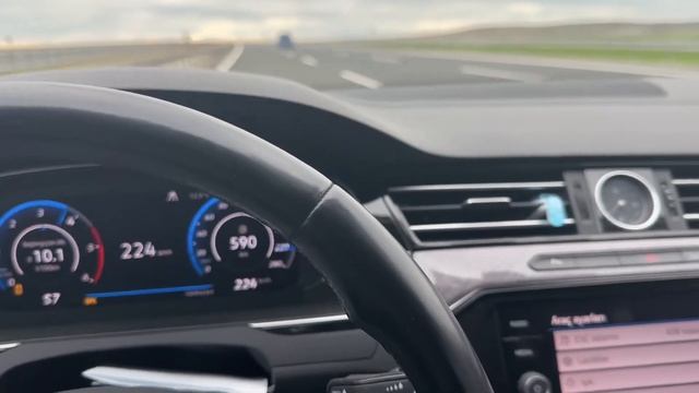 Arteon 2.0 240Hp 4 motion 0-100 0-260 top speed 305HP stage 1 yazılımlı смотреть онлайн