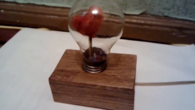 поделка из лампы