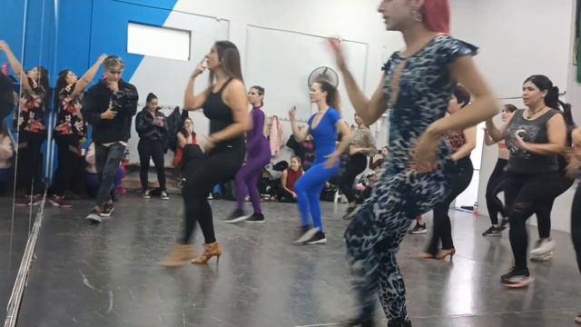 Sandunguera 🎶 Yasmin Bohdan 🎶 Master Lady Styling Salsa ||Los Van Van|| SALSA DANCING смотреть онлайн