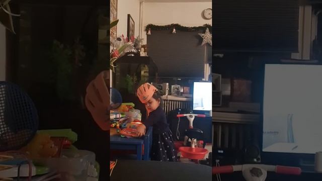 Baby shark du du du du du du du😂 смотреть онлайн