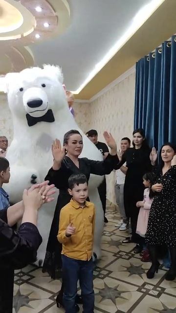 Белый мишка.Мишка Шымкент. смотреть онлайн