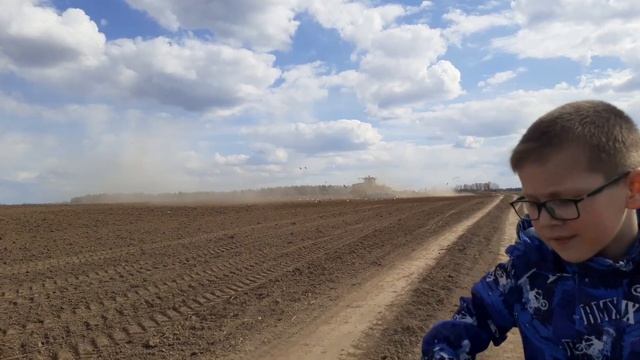 ОБНОВА. Новый трактор рсм 2375.По счету уже третий. Культивация.