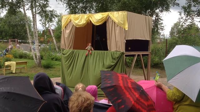 Кукольный спектакль Как Маша с подушкой поссорилась.