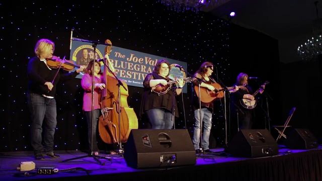 Sister Sadie perform Southern Flavor at Joe Val 2016 смотреть онлайн