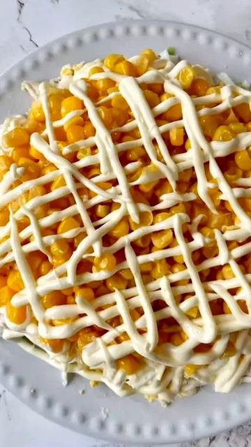 Салат морковка с отварной курицей на новогодний стол