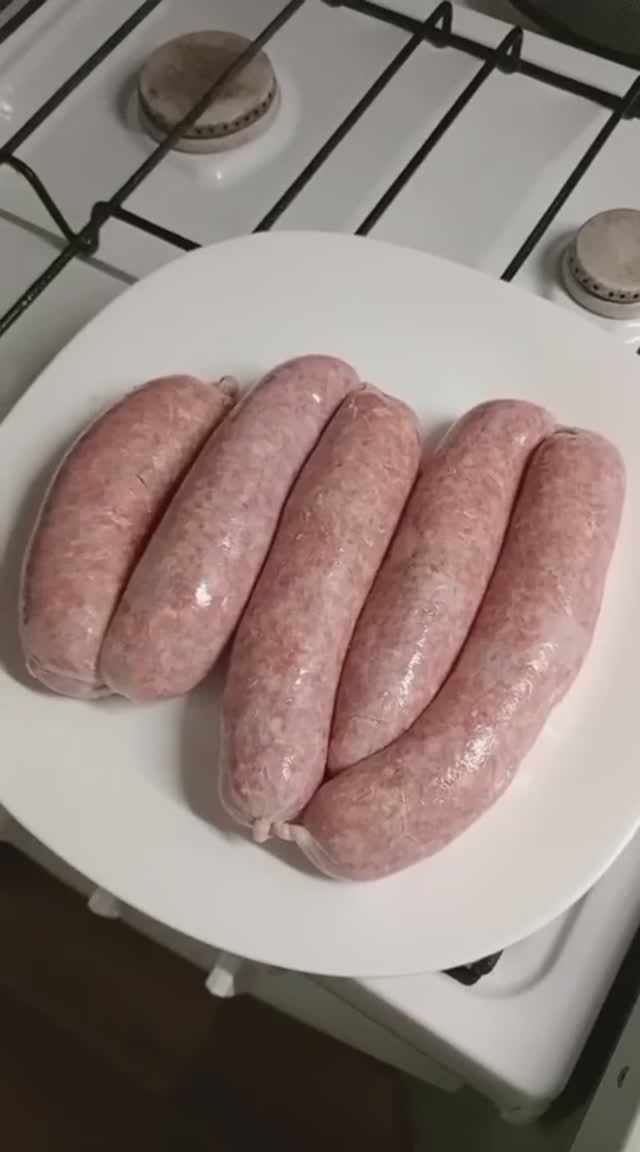 Купаты из свинины + говядина , Купаты из курицы . смотреть онлайн