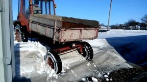 трактор Т-16 по снегу 1