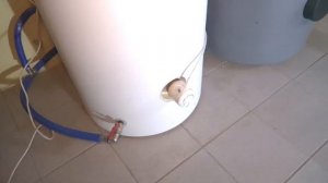 Водяное отопление печью Plamen Tena Termo.  Обвязка камина, печи с водяным контуром, Laddomat.