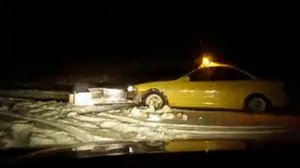 Нам не нужен трактор, у нас есть ЖЖЖелток с мигалкой)))