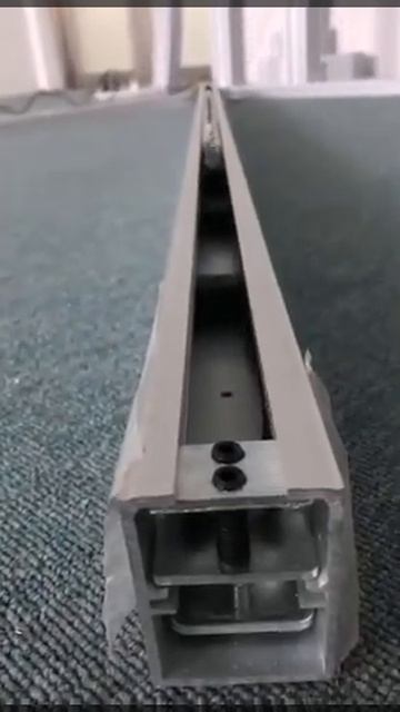 Magnetic drive sliding door operator for linear sliding door